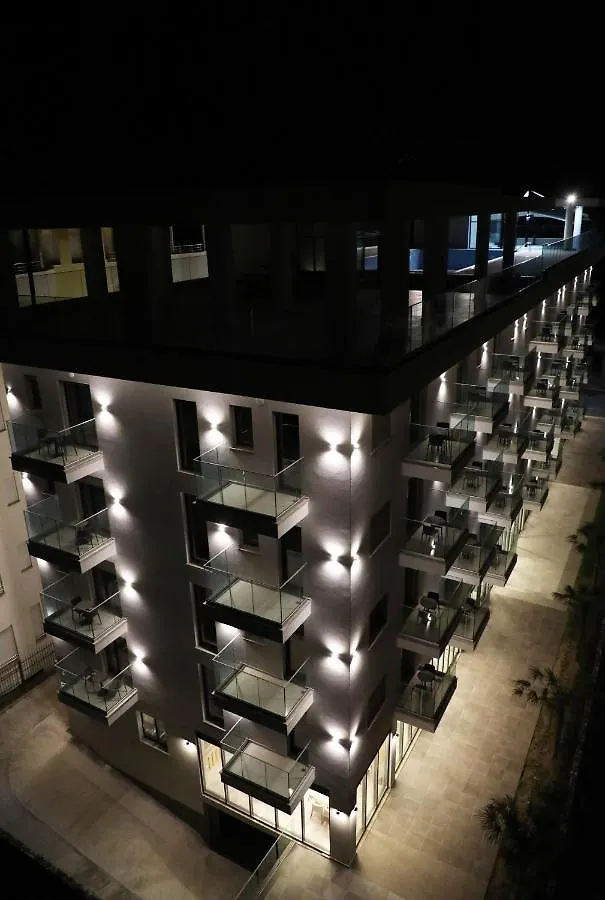 Hotel Triumf Shëngjin